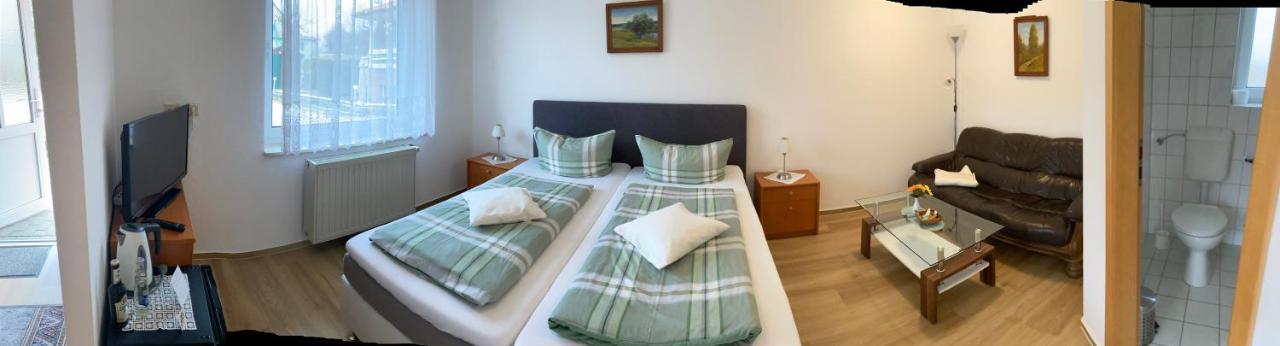 Hotel Am Schlosspark Mallin Rum bild