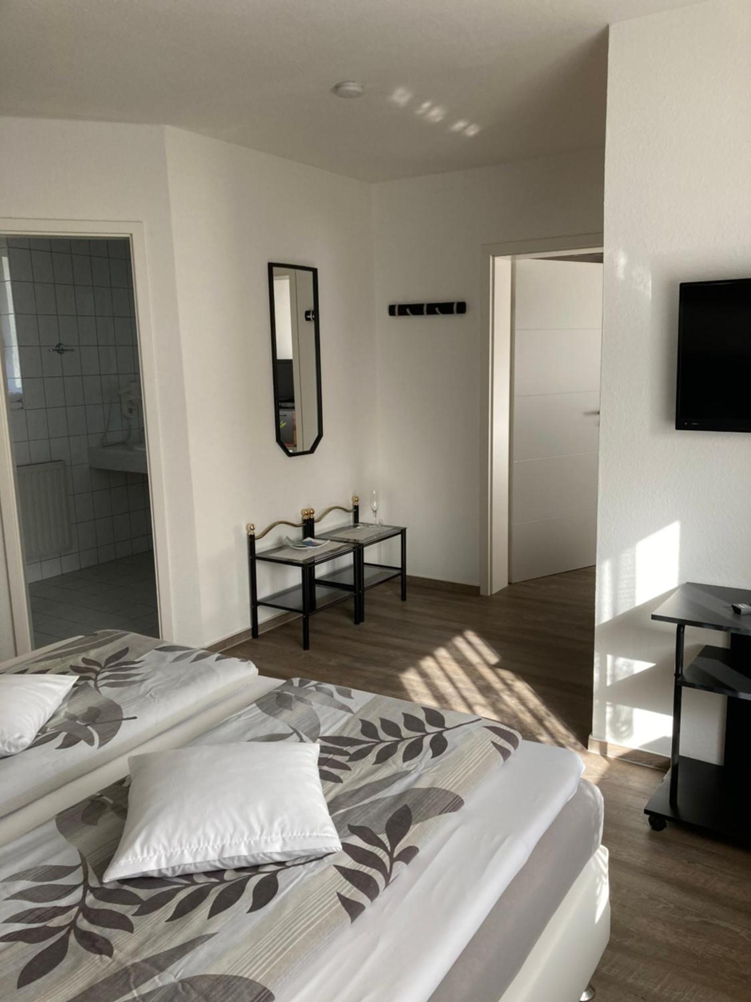 Hotel Am Schlosspark Mallin Rum bild